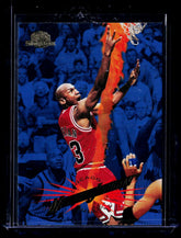 1995-96 SkyBox Premium Michael Jordan 15 Basketball Chicago Bulls