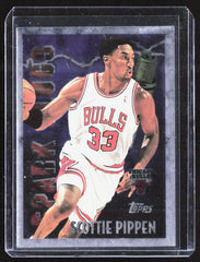 1995-96 Topps - Spark Plugs Scottie Pippen SP10 Basketball Chicago Bulls