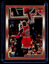 1998-99 Topps Michael Jordan 77 Chicago Bulls