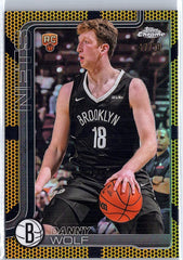 2025-26 Topps Chrome #277 Danny Wolf Gold Basketball Refractor #/50