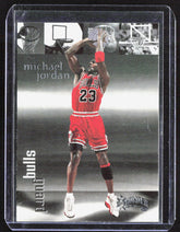 1998-99 SkyBox Thunder Michael Jordan 106 Basketball Chicago Bulls