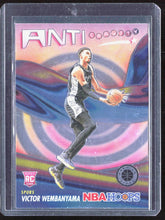 2023-24 Hoops Premium Stock #5 Victor Wembanyama Anti Gravity RC