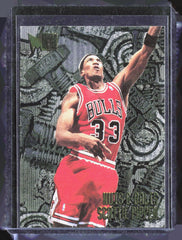 1995-96 Metal Scottie Pippen 216 Basketball Chicago Bulls