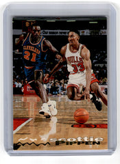 1993 Topps Stadium Club Scottie Pippen Card 300