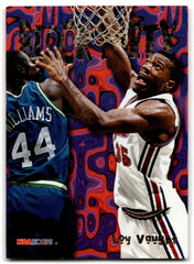 1995 Hoops Loy Vaught LA Los Angeles Clippers 21