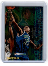 1995 Fleer Kevin Garnett Rookie Card 293