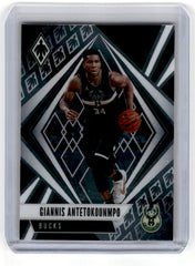 2020 Panini Chronicles Giannis Antetokounmpo Card 574