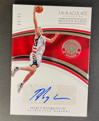 2016-17 Pannini Immaculate Modern Marks Bojan Bogdanovic Auto /99 #MMBBO