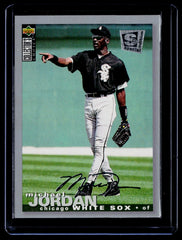 Michael Jordan Collector's choice silver signature 238 NM
