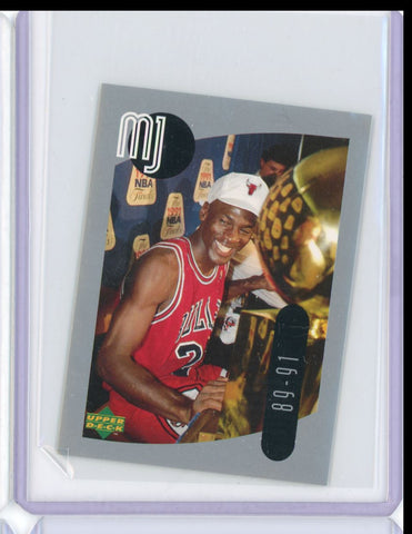 1998 Upper Deck Sticker Michael Jordan 30