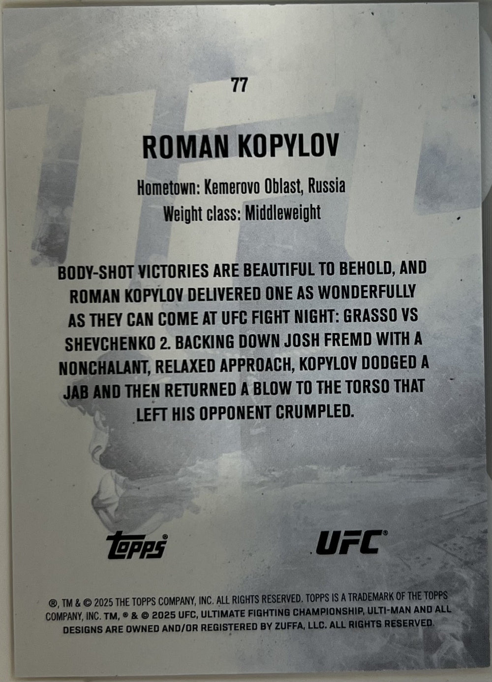 Roman Kopylov Topps Knockout UFC - Gold 77 NM (Back)
