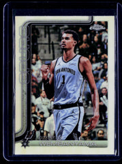 Victor Wembanyama Topps Chrome Update - Refractor 22 NM