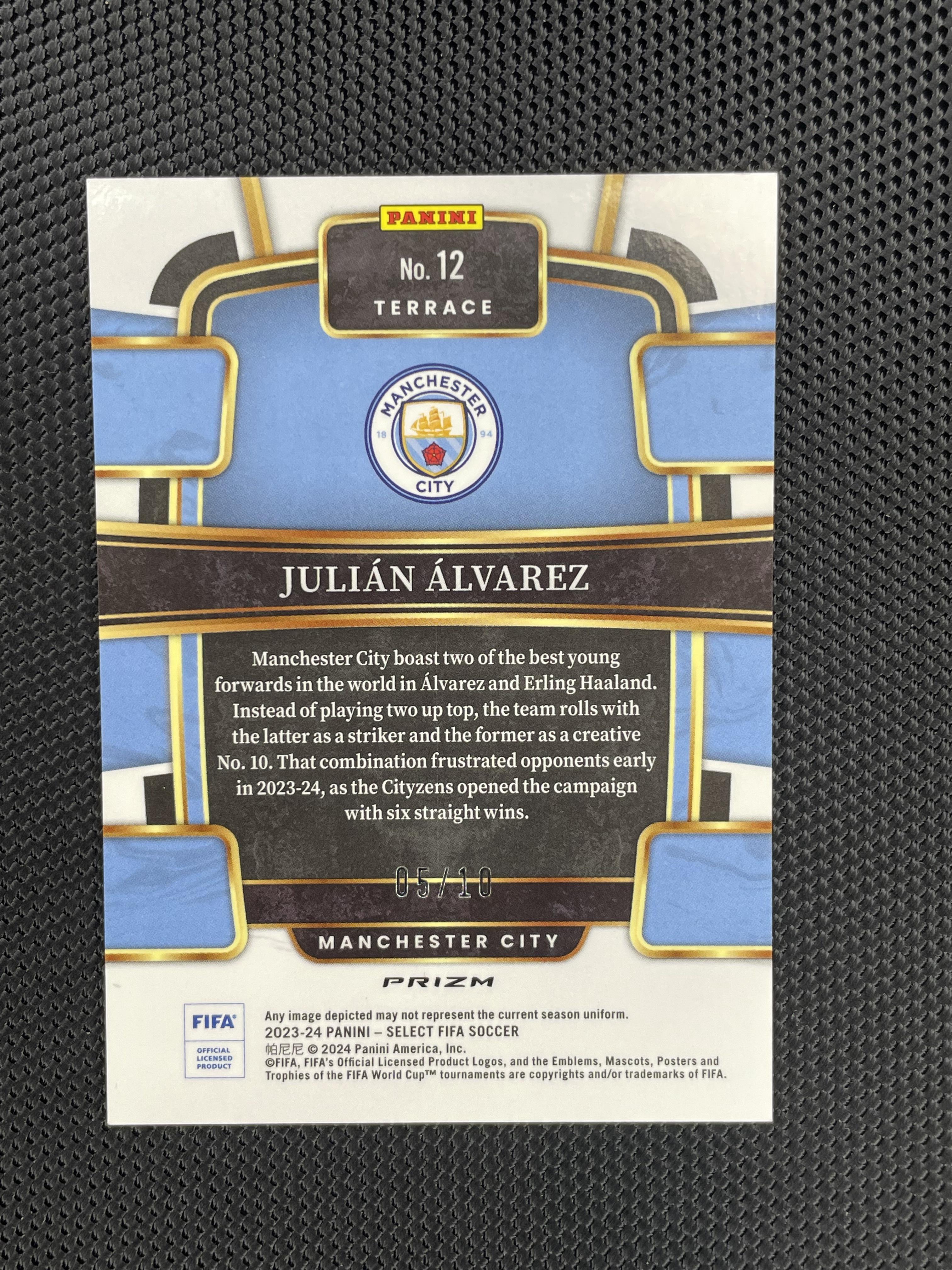 2023-24 Panini Select FIFA #12 Julián Álvarez Gold #/10