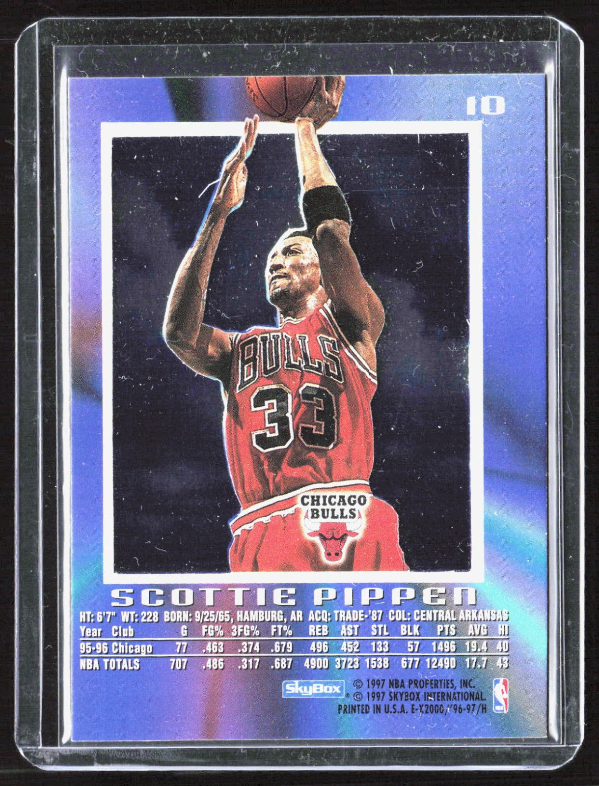 1996-97 E-X2000 Scottie Pippen 10 Basketball Chicago Bulls