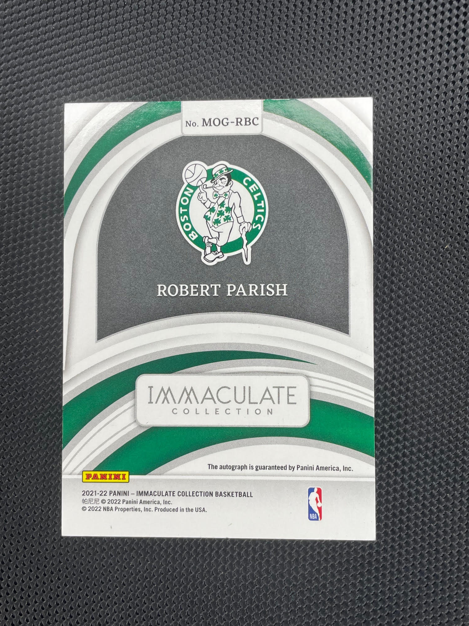 2021-22 Panini Immaculate Collection #MOG-RBC Robert Parish Marks of Greatness #/49