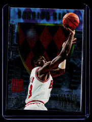 Scottie Pippen Ultra - Scoring Kings 9 NM