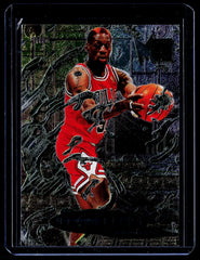 1996-97 Metal Dennis Rodman 231 Basketball Chicago Bulls