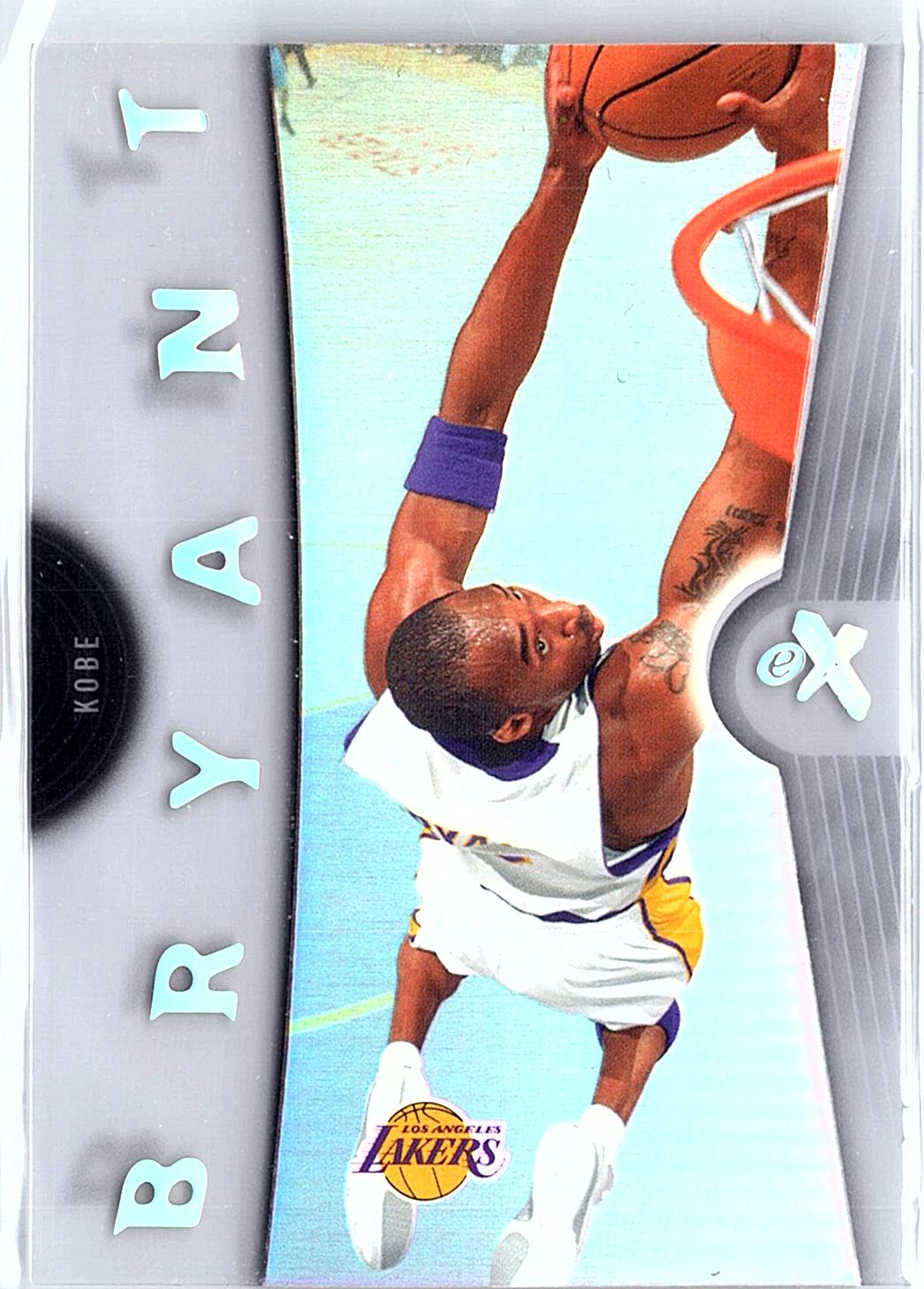 2006-07 Fleer EX Kobe Bryant #17