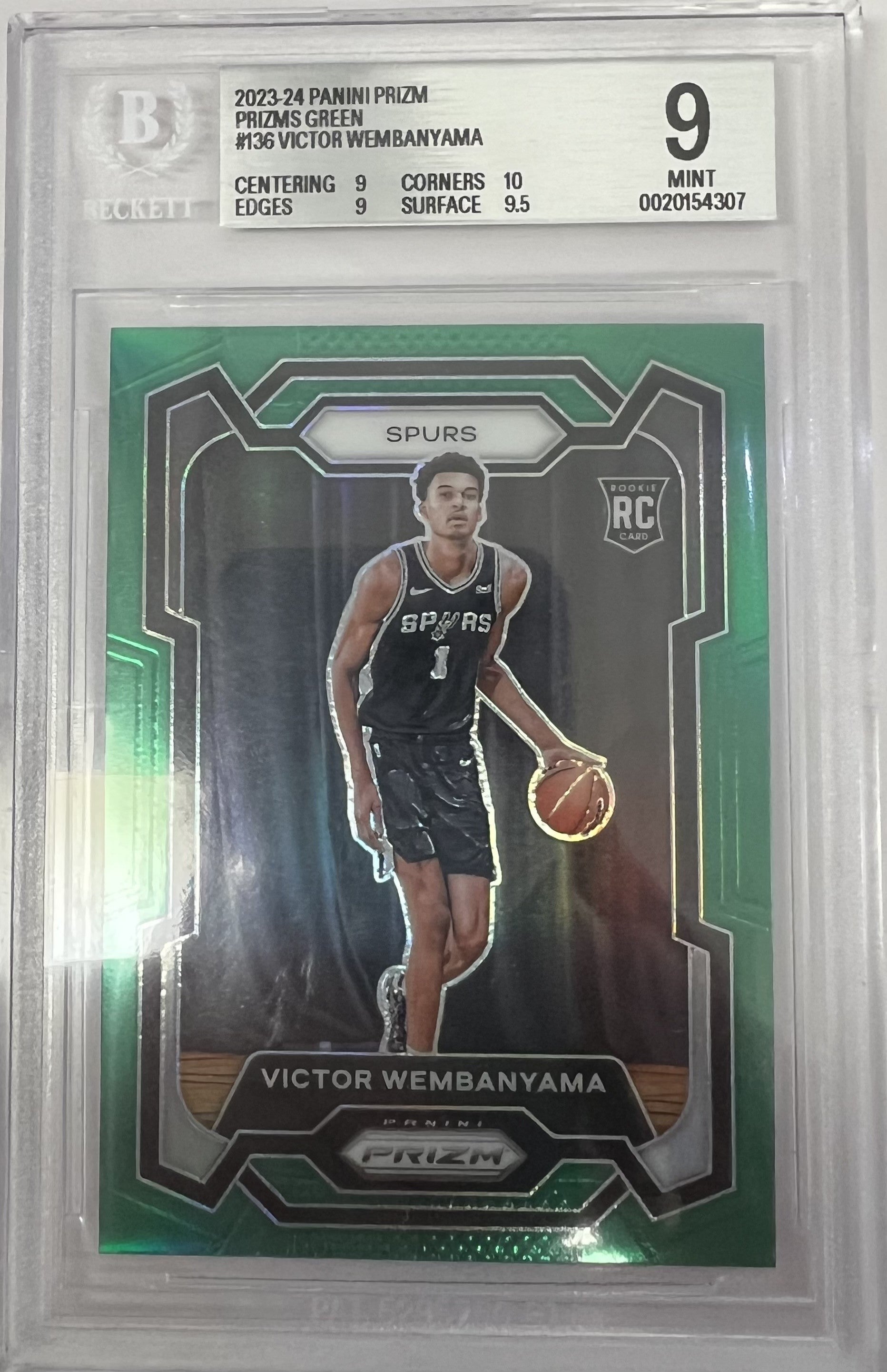 2023-24 Panini Prizm Prizms Green #136 Victor Wembanyama BGS 9.0