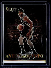2022-23 Panini Select #5 Giannis Antetokounmpo Artistic Selections