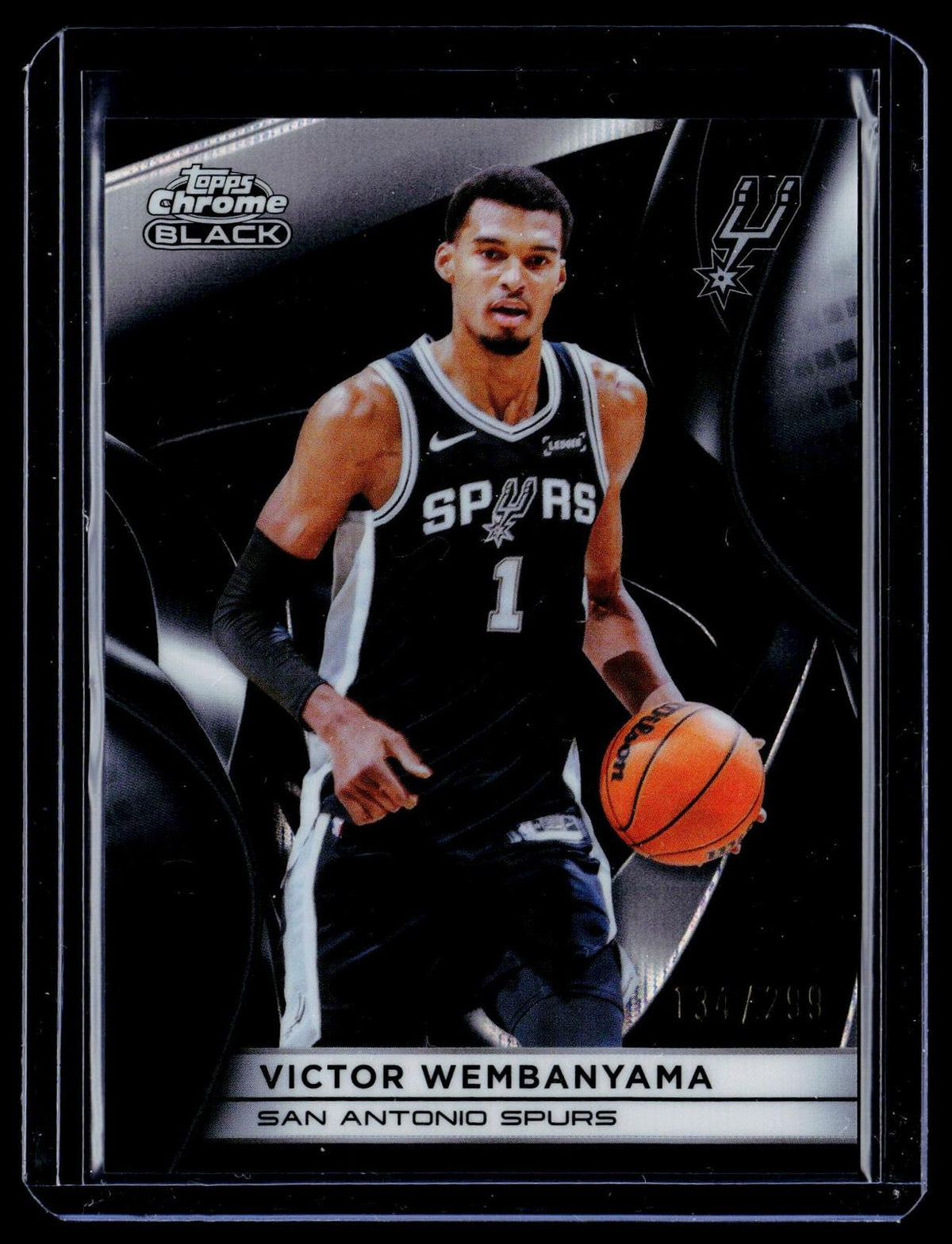 2025-26 Topps Chrome Black #68 Victor Wembanyama Refractor #/299