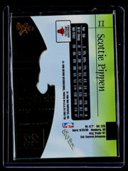 Scottie Pippen E-X2001 11 NM