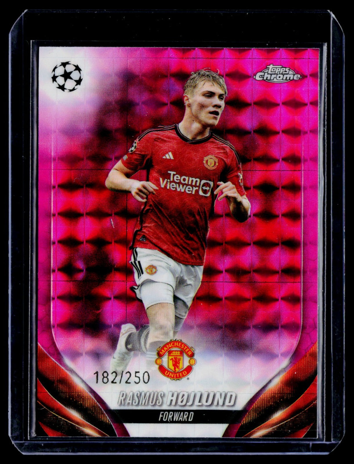 Rasmus Højlund Topps Chrome UEFA Club Competitions - Pink Geometric Refractor