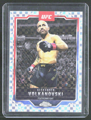 2025 Topps Chrome UFC - X-Fractor Alexander Volkanovski 18 UFC