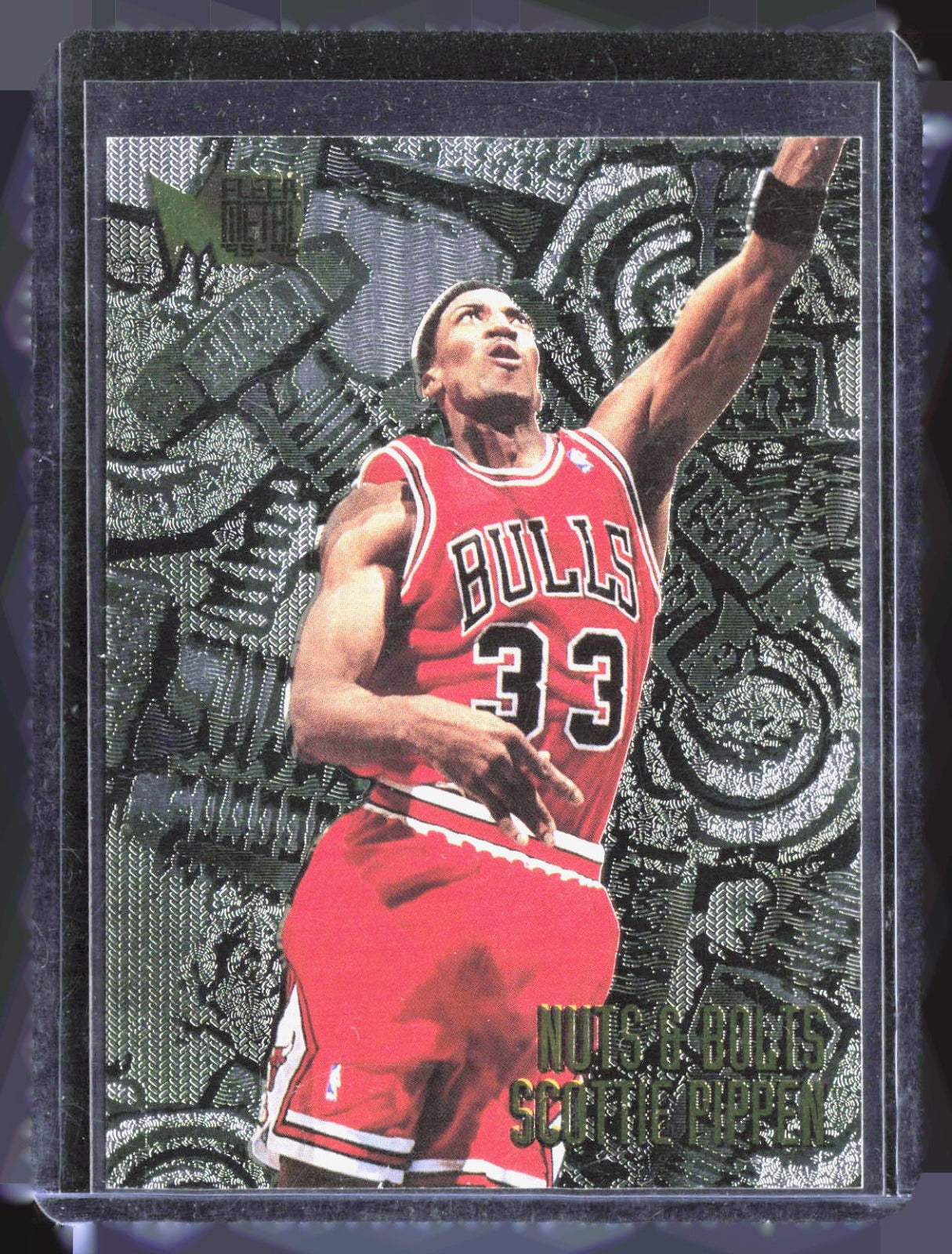 1995-96 Metal Scottie Pippen 216 Basketball Chicago Bulls