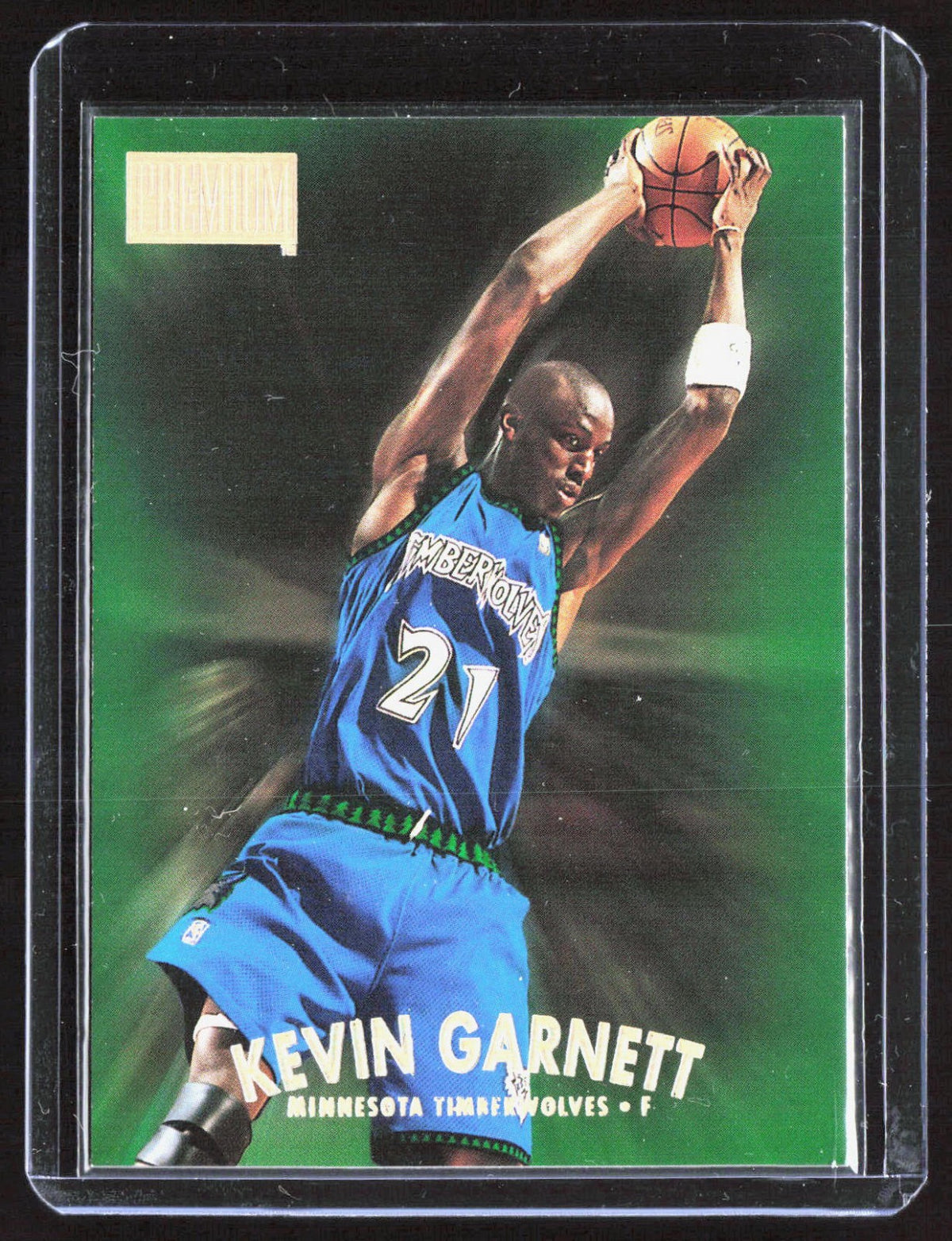 1997-98 SkyBox Premium Kevin Garnett 111 Basketball Minnesota Timberwolves