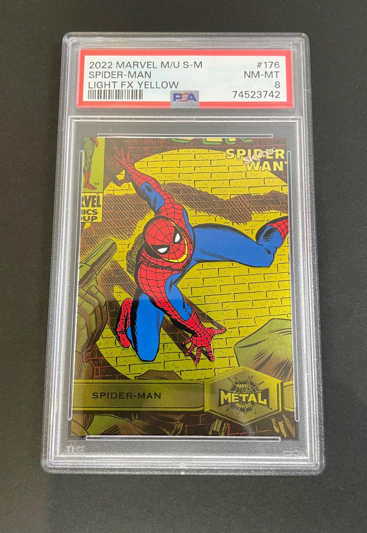 2022 Skybox Marvel Metal Universe Spider-Man Light FX Yellow #176 PSA 8