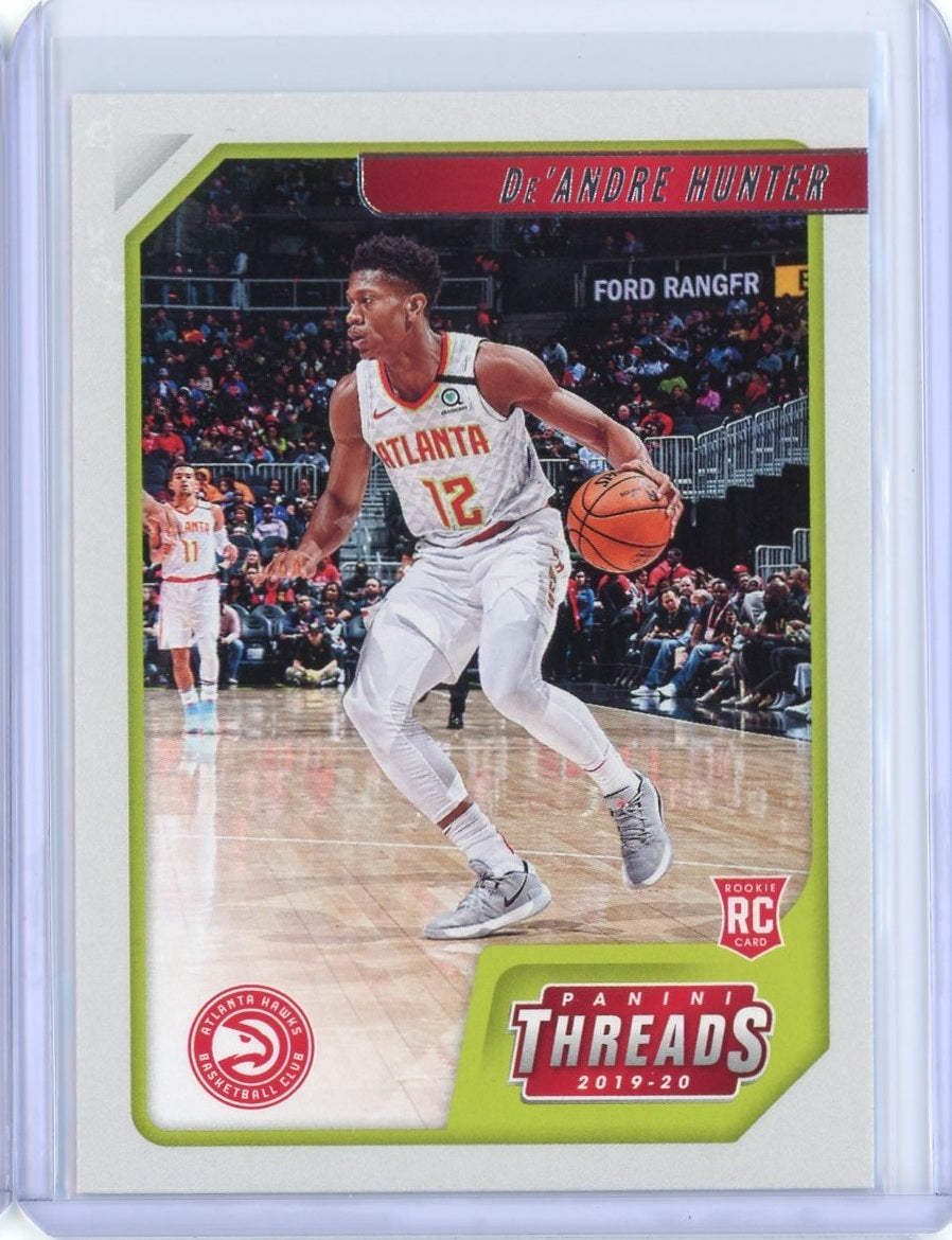 2019-2020 Panini Chronicles Basketball De'Andre Hunter Threads RC Card #94