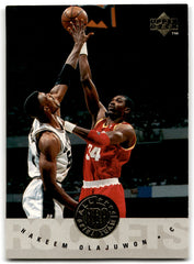 1995 Upper Deck Electric Court Hakeem Olajuwon Houston Rockets Card 178