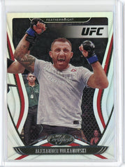 2021 Panini Chronicles UFC Alexander Volkanovski Certified Card #129