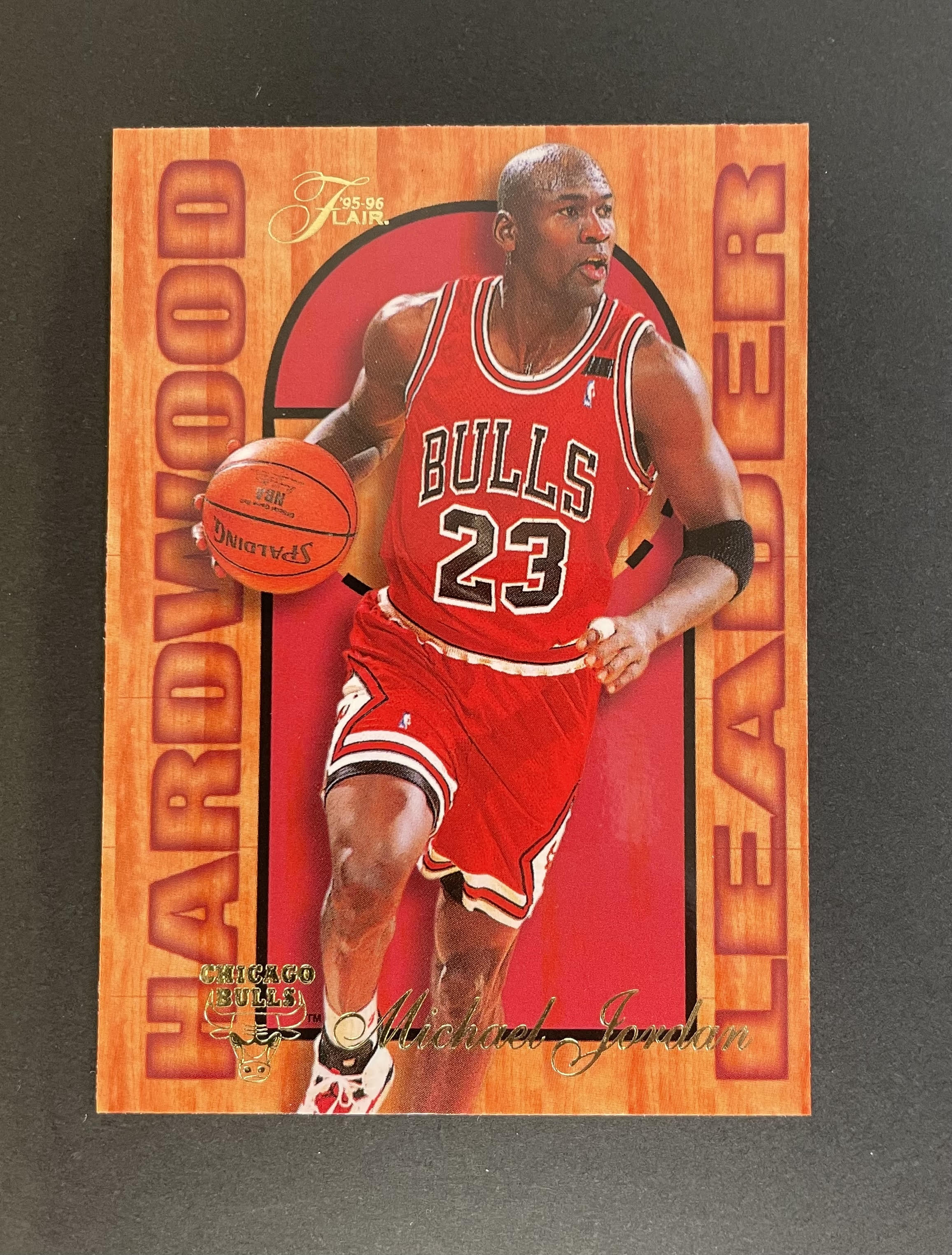 1995 Fleer Hardwood Leader Michael Jordan 4 of 27