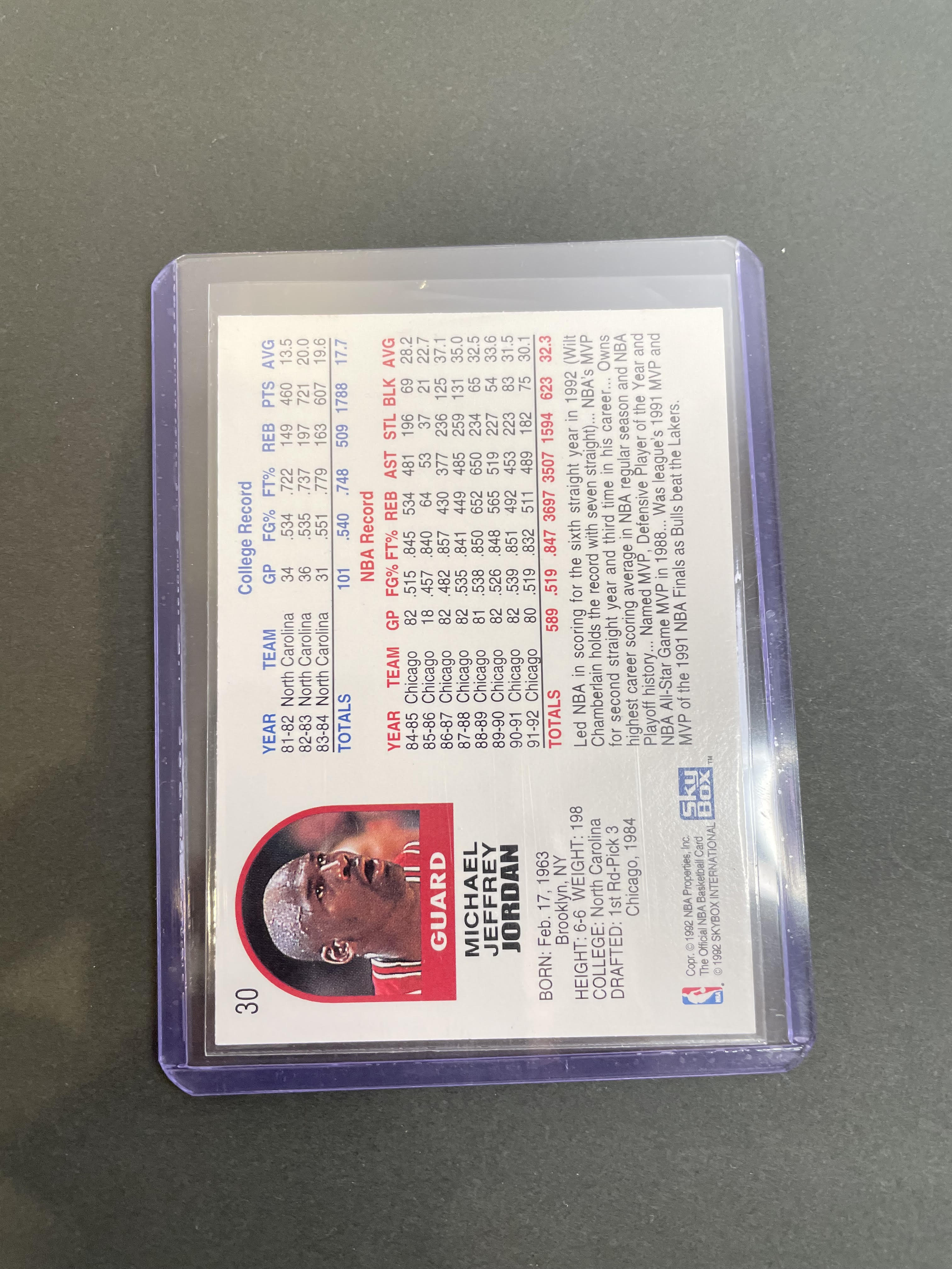 1992 NBA Hoops Michael Jordan Card 30
